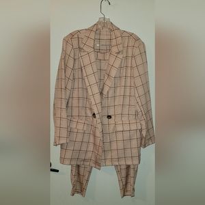 Plaid 2 piece pant suit.